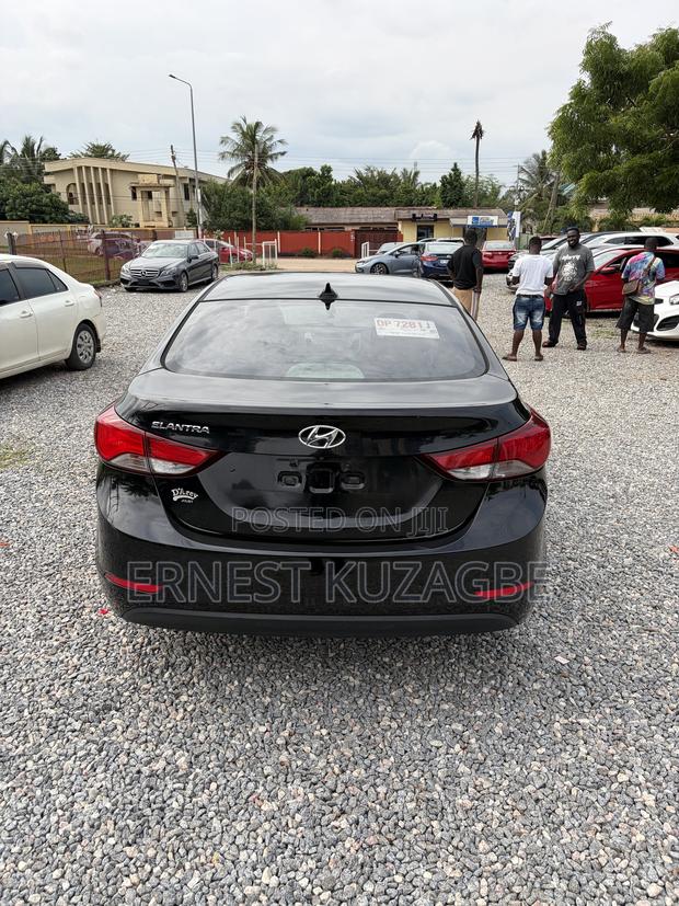 Hyundai Elantra 2015 Black