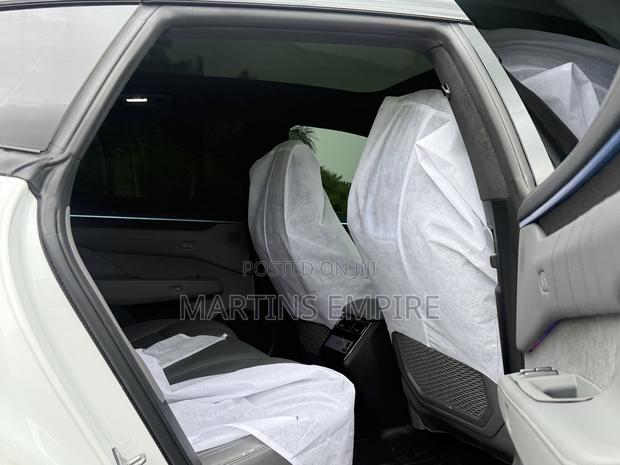 New Zeekr 001 WE 2024 White
