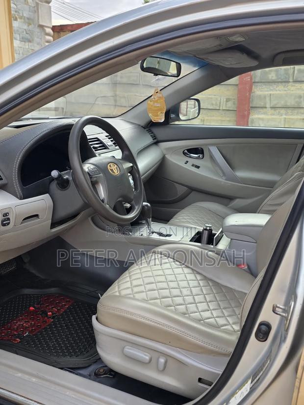 Toyota Camry Base 4dr Sedan (2.4L 4cyl 5M) 2009 Silver
