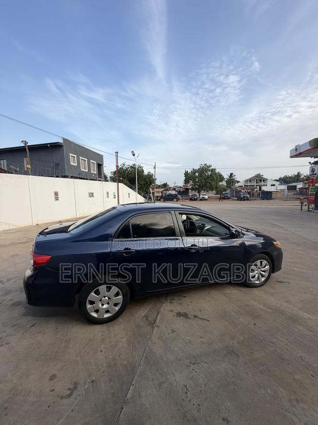 Toyota Corolla 2013 Blue