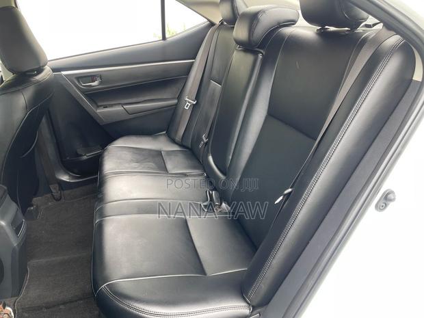 Toyota Corolla 2020 White