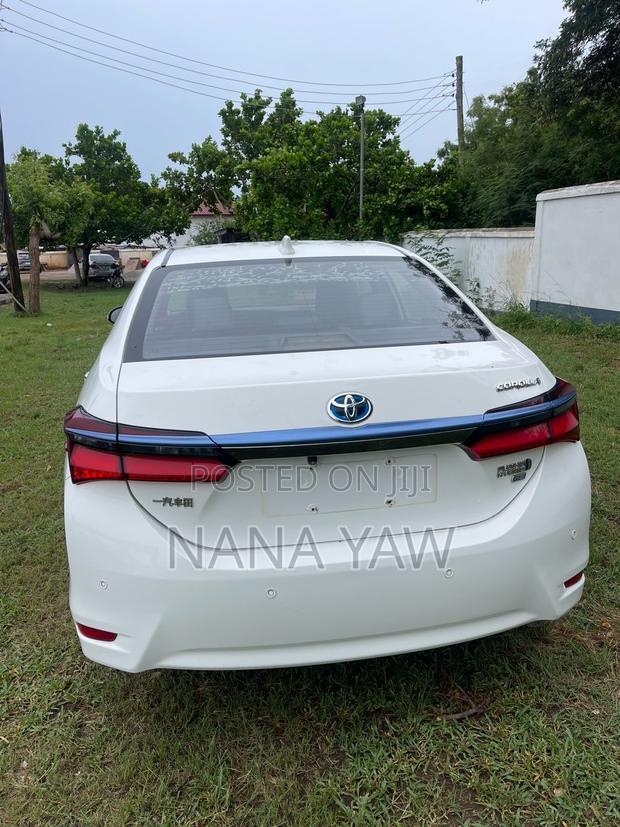 Toyota Corolla 2020 White