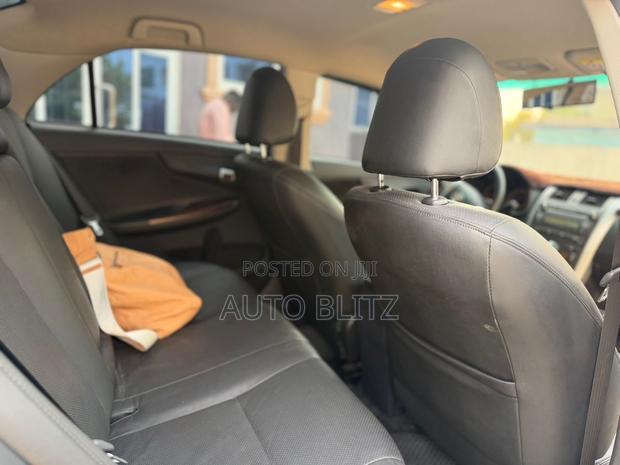 Toyota Corolla 2013 Gray