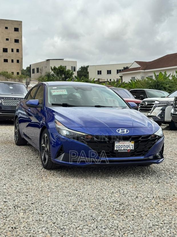 Hyundai Elantra Limited 2023 Blue