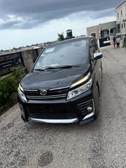 Toyota Voxy 2015 Teal for sale