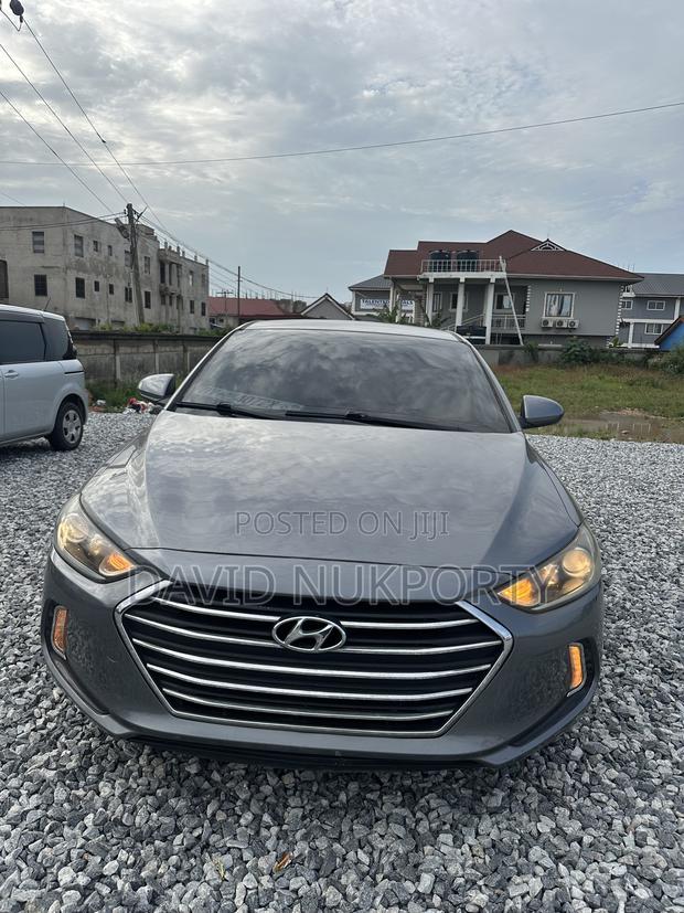 Hyundai Elantra 2017 Gray