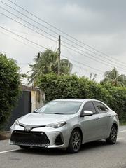 Toyota Corolla SE Special Edition 4dr Sedan (1.8L 4cyl CVT) 2017 Silver for sale