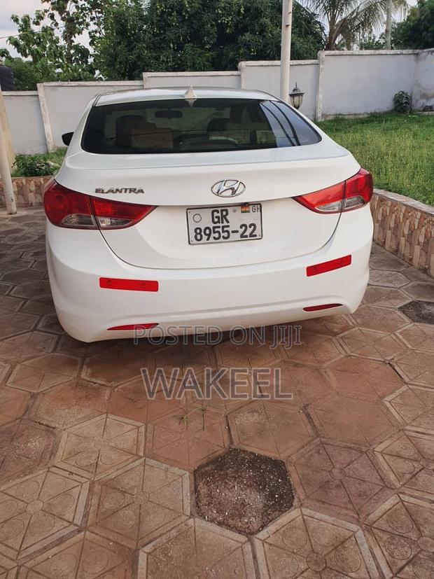 Hyundai Elantra GLS Sedan FWD (1.8L 4cyl 6A) 2013 White