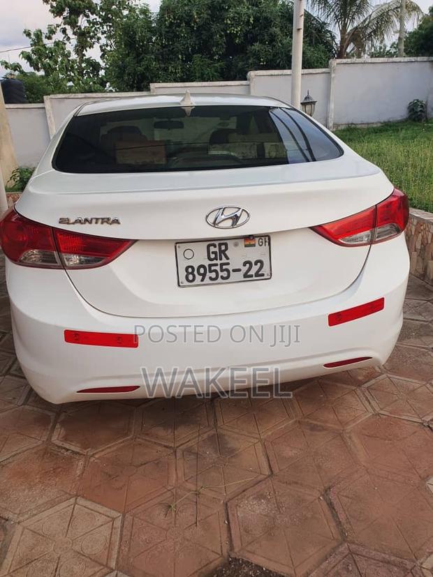 Hyundai Elantra GLS Sedan FWD (1.8L 4cyl 6A) 2013 White