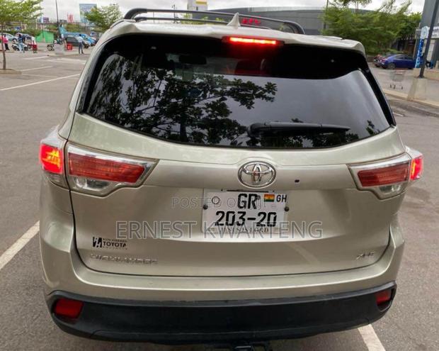 Toyota Highlander 2015 Silver
