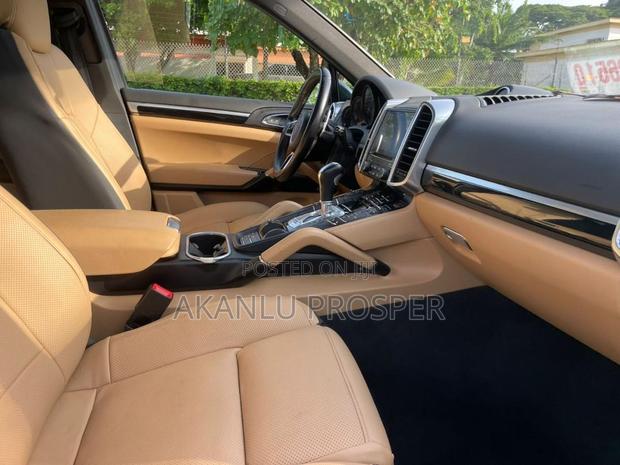 Porsche Cayenne S AWD 2018 Black