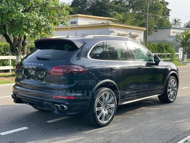 Porsche Cayenne S AWD 2018 Black