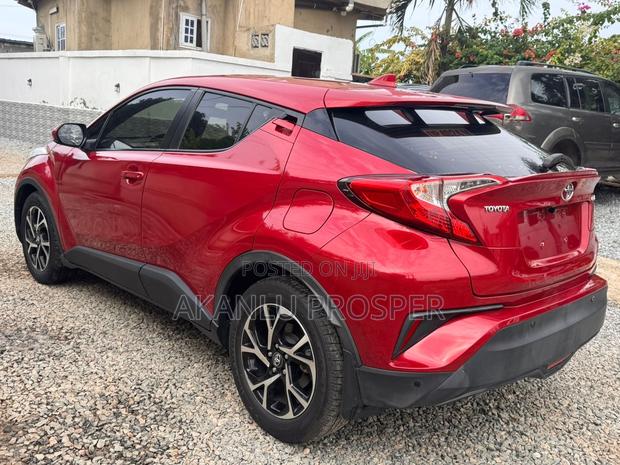 Toyota C-HR XLE FWD 2020 Red