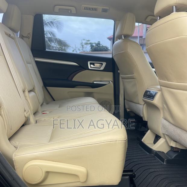 Toyota Highlander 2016 Black