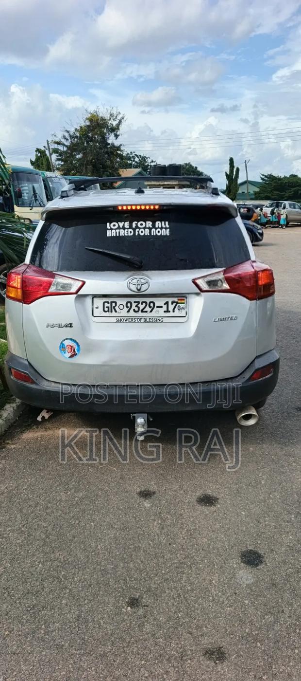 Toyota RAV4 Limited 4dr SUV (2.5L 4cyl 6A) 2015 Silver