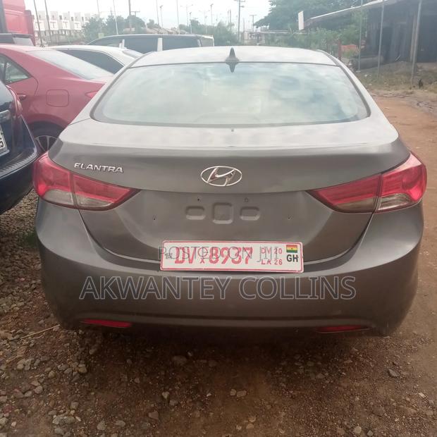Hyundai Elantra 2013 Gray
