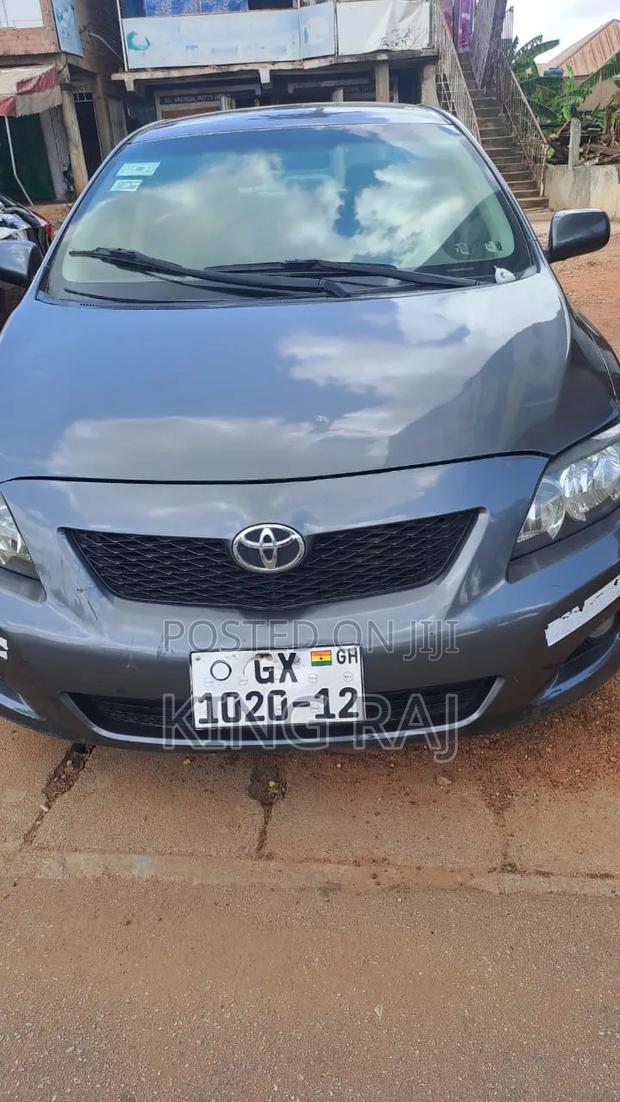 Toyota Corolla LE 4dr Sedan (1.8L 4cyl 4A) 2010 Gray