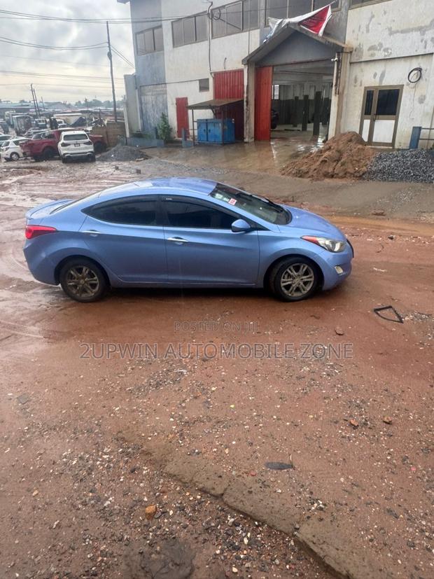 Hyundai Elantra 2013 Blue