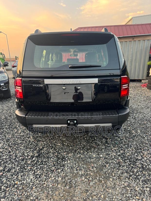 New Toyota Land Cruiser Prado 2025 Black