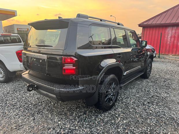 New Toyota Land Cruiser Prado 2025 Black
