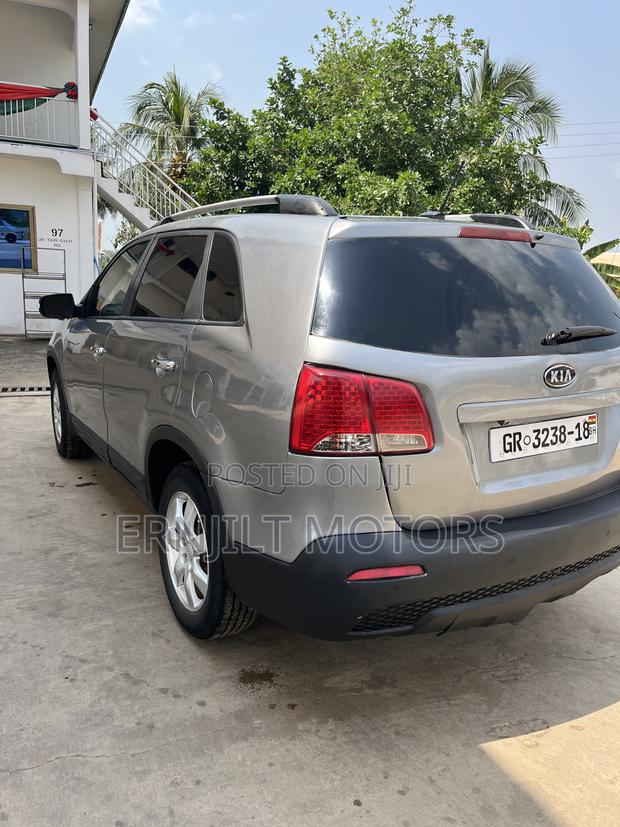 Kia Sorento 2012 Gray