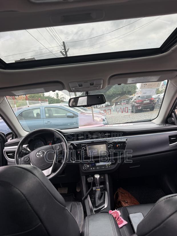 Toyota Corolla S 4dr Sedan (1.8L 4cyl CVT) 2016 Gray