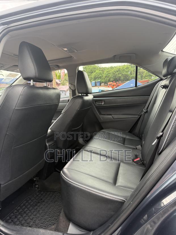 Toyota Corolla S 4dr Sedan (1.8L 4cyl CVT) 2016 Gray