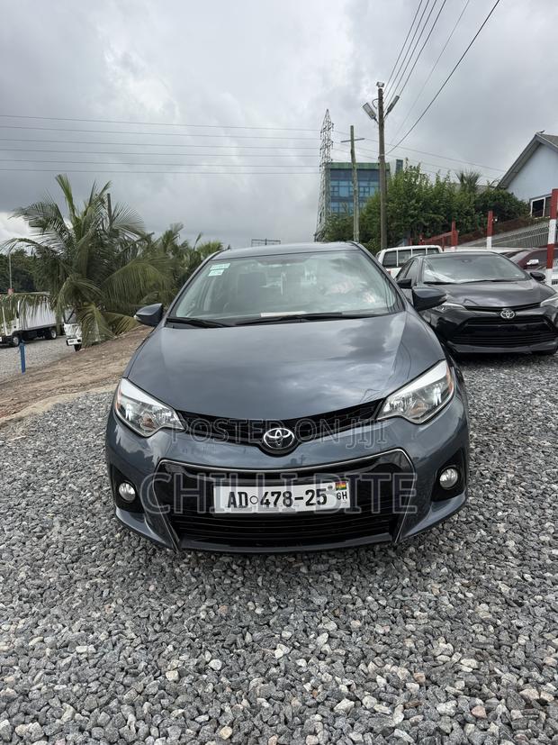 Toyota Corolla S 4dr Sedan (1.8L 4cyl CVT) 2016 Gray