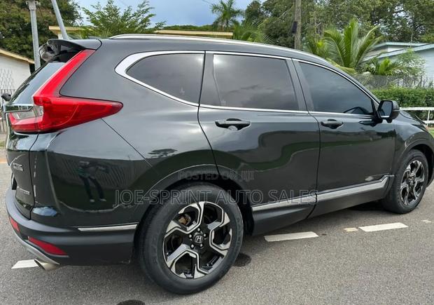 Honda CR-V Touring 4dr SUV AWD (1.5L 4cyl CVT) 2017 Black