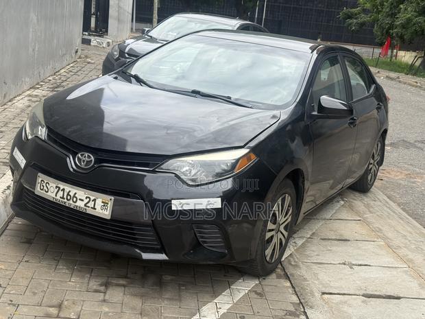 Toyota Corolla LE 4dr Sedan (1.8L 4cyl CVT) 2016 Black