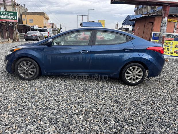 Hyundai Elantra 2016 Blue