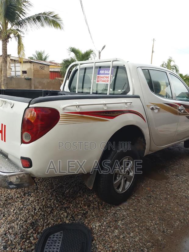 Mitsubishi L200 Double Cab 2.5 136hp 2008 White