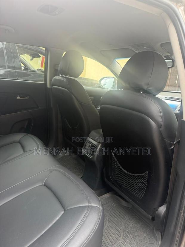 Kia Sportage LX 4dr SUV (2.4L 4cyl 6A) 2012 Beige