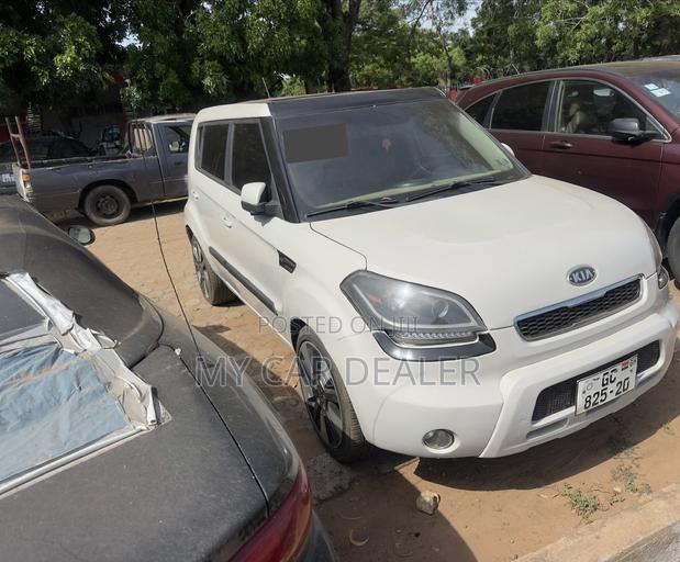 Kia Soul 4dr Wagon (1.6L 4cyl 6A) 2015 White