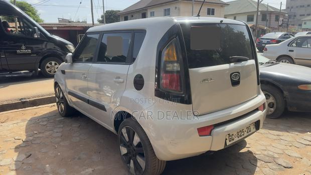 Kia Soul 4dr Wagon (1.6L 4cyl 6A) 2015 White
