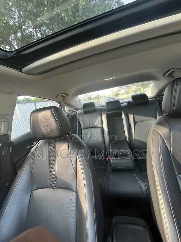 Honda Civic 2019 White
