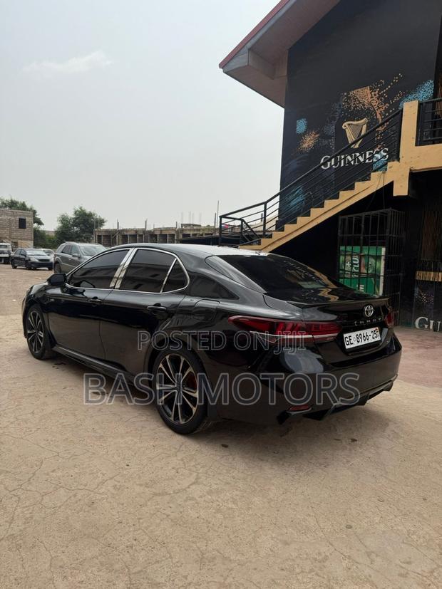 Toyota Camry 2019 Black