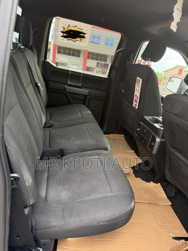 Ford F-150 2018 Black