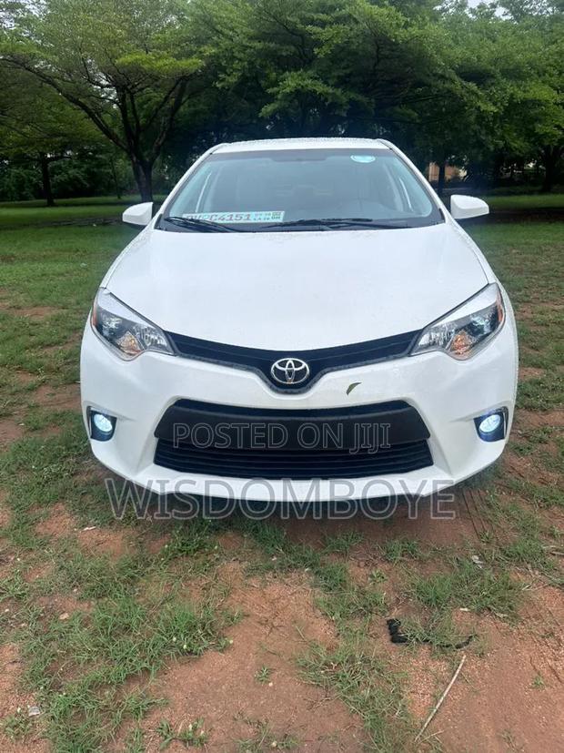 Toyota Corolla S w/Special Edition Pkg (1.8L 4cyl CVT) 2016 Gray