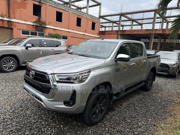 New Toyota Hilux 2025 Green