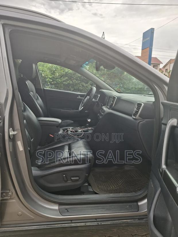 Kia Sportage EX 4dr SUV (2.4L 4cyl 6A) 2017 Gray