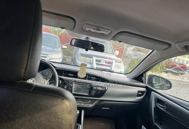 Toyota Corolla 2015 Black