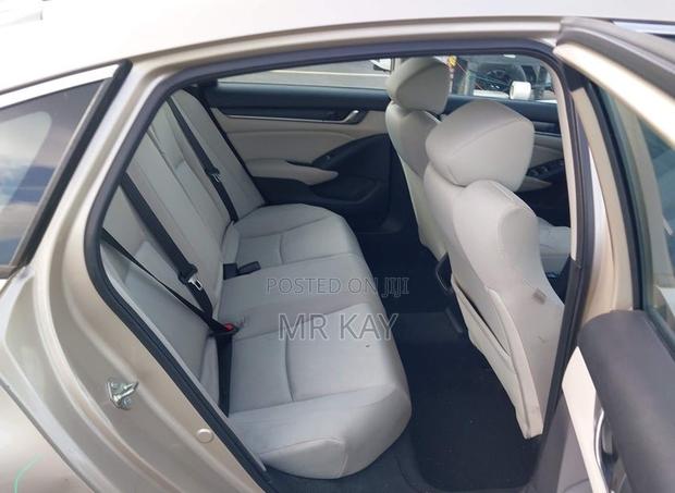 Honda Accord LX 2018 Gold