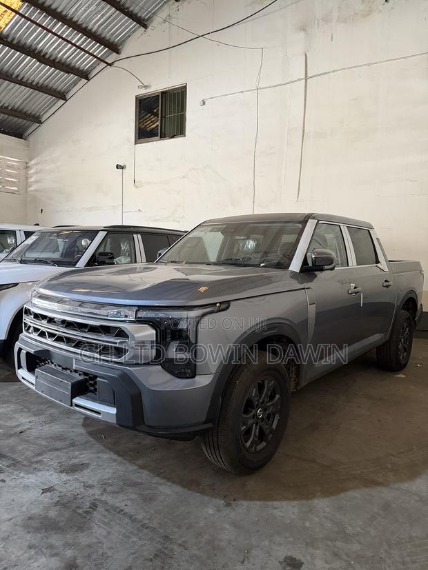 New Nissan Z9 2.0T Petrol 4WD 2025 Gray