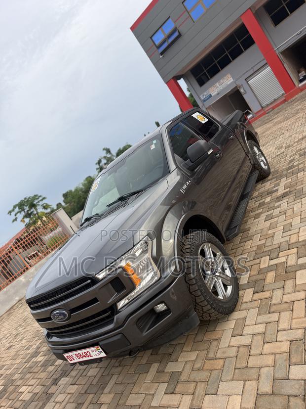 Ford F-150 2019 Silver