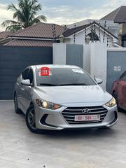 Hyundai Elantra SE Sedan FWD (2.0L 4cyl 6M) 2017 White for sale