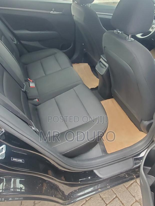 Hyundai Elantra Sport 2018 Black