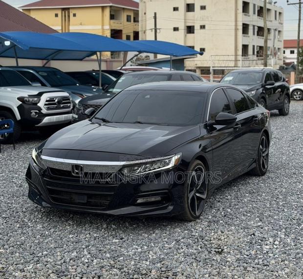 Honda Accord Sport 2.0T 2018 Black