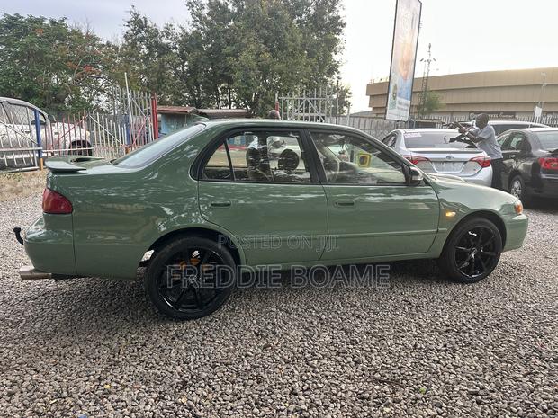 Toyota Corolla 1998 Green