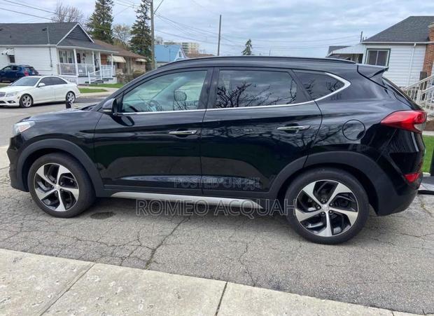 Hyundai Tucson Limited AWD 2017 Black